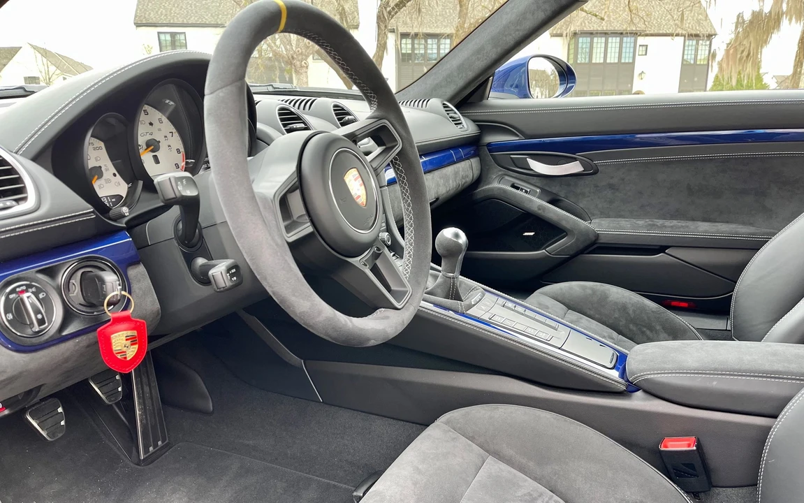 2020 Porsche 718 Cayman GT4 - Image 17 of 17