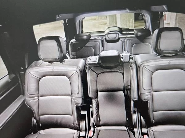 2023 Lincoln Navigator 4th Gen - Image 12 of 12