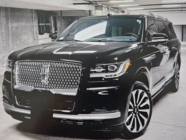 2023 Lincoln Navigator 4th Gen - Image 3 of 12