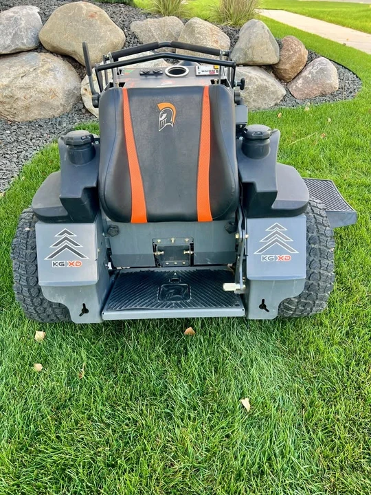 2022 Spartan - Image 7 of 10