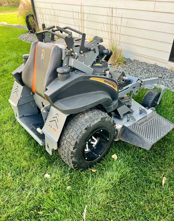 2022 Spartan - Image 8 of 10