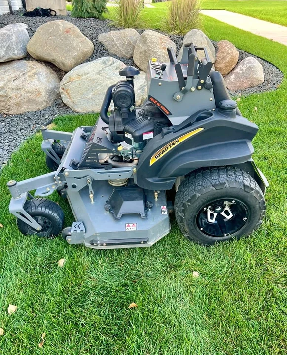 2022 Spartan - Image 5 of 10