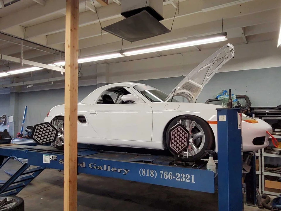 1999 Porsche 986 Boxster - Image 1 of 11