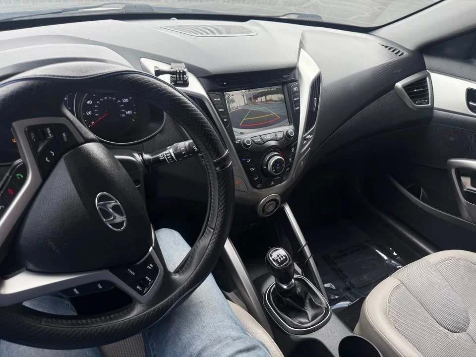 2012 Hyundai Veloster - Image 10 of 10