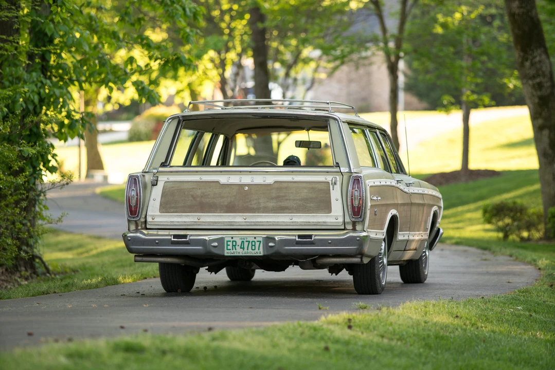 1967 Ford Country Squire - Image 6 of 31