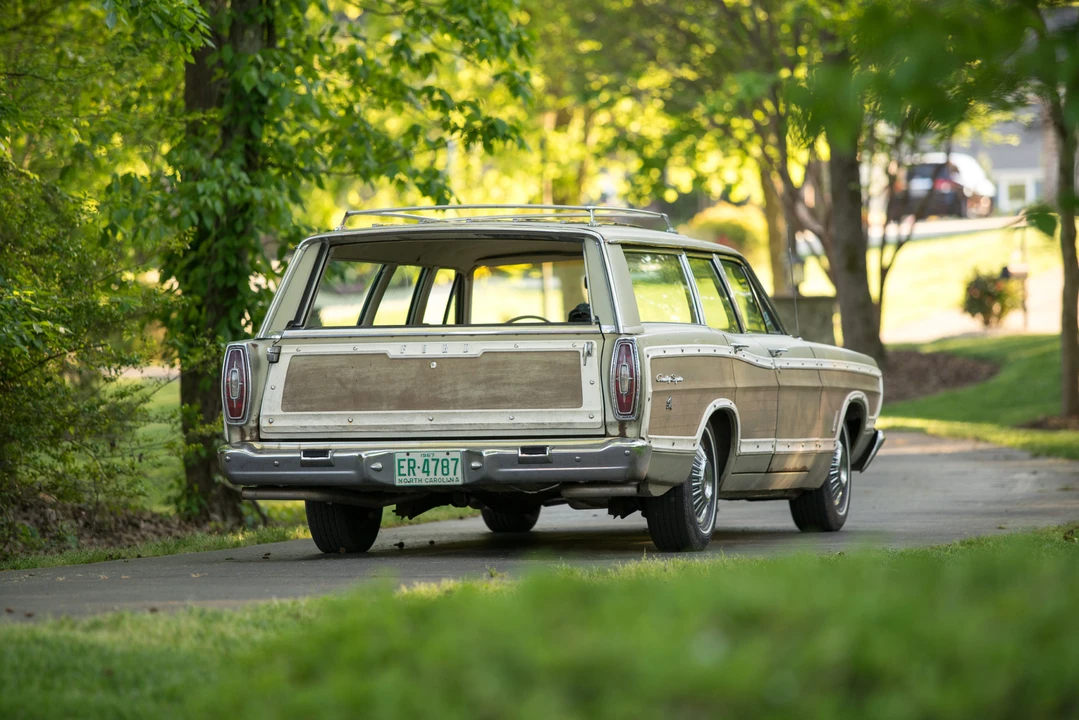 1967 Ford Country Squire - Image 5 of 31