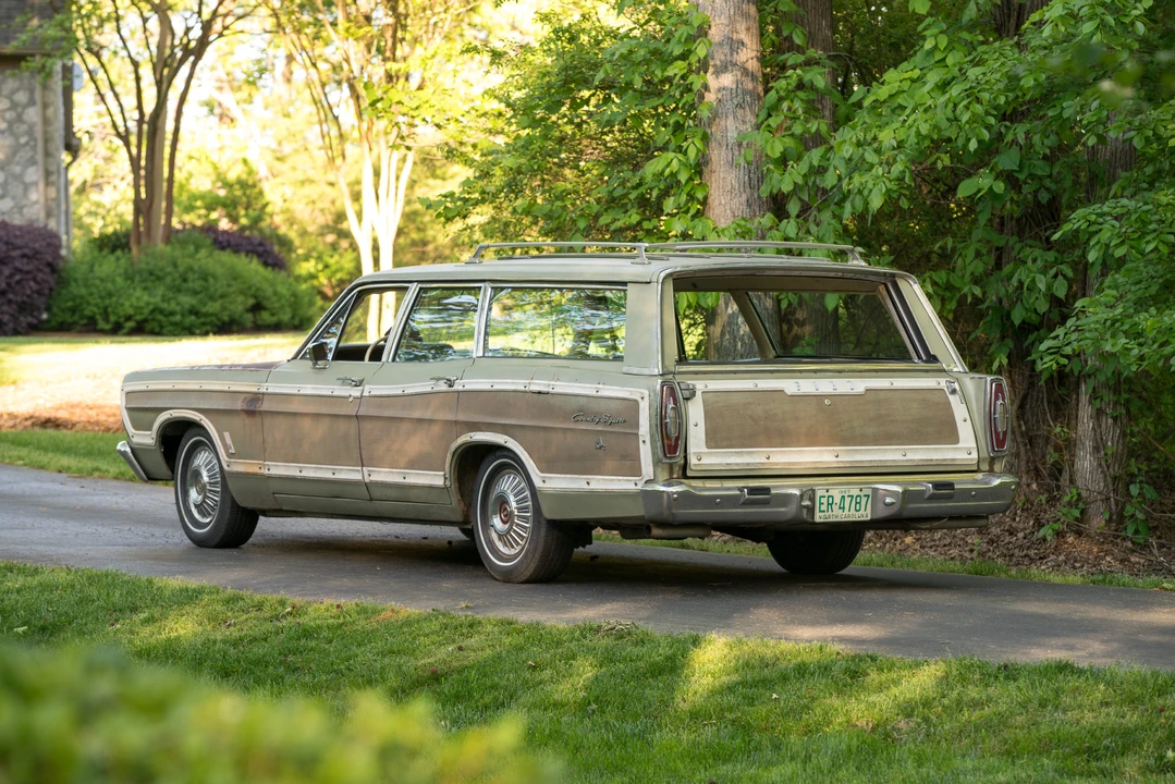 1967 Ford Country Squire - Image 10 of 31