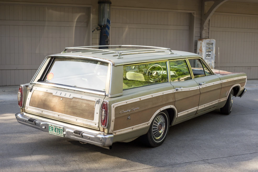 1967 Ford Country Squire - Image 20 of 31