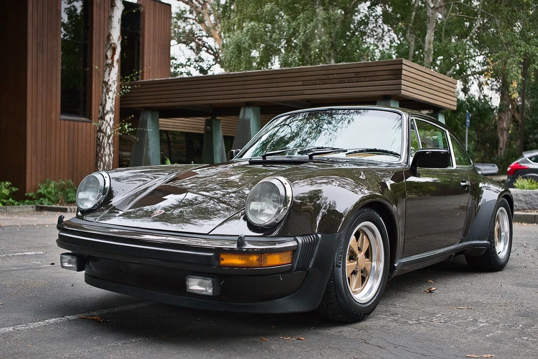 1976 Porsche 930 Turbo - Image 2 of 31