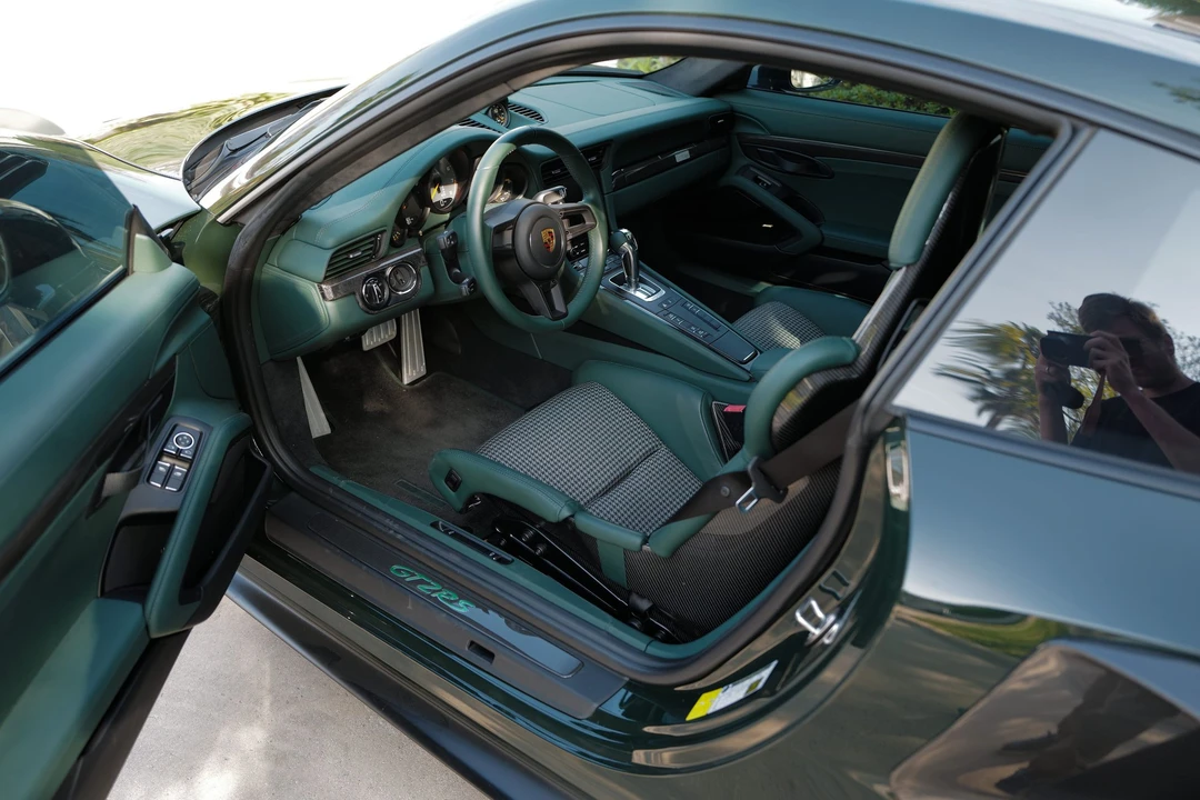2019 Porsche 991 GT2 RS - Image 17 of 31