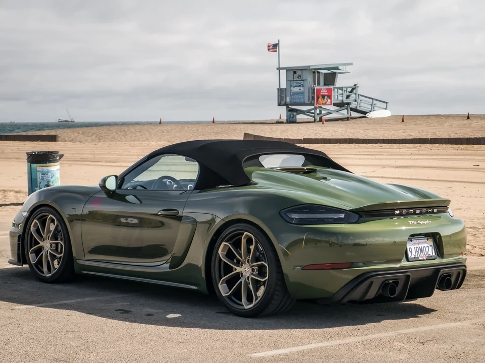 2022 Porsche 718 Boxster Spyder - Image 2 of 6