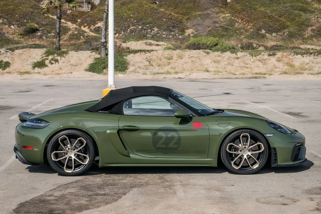 2022 Porsche 718 Boxster Spyder - Image 3 of 6