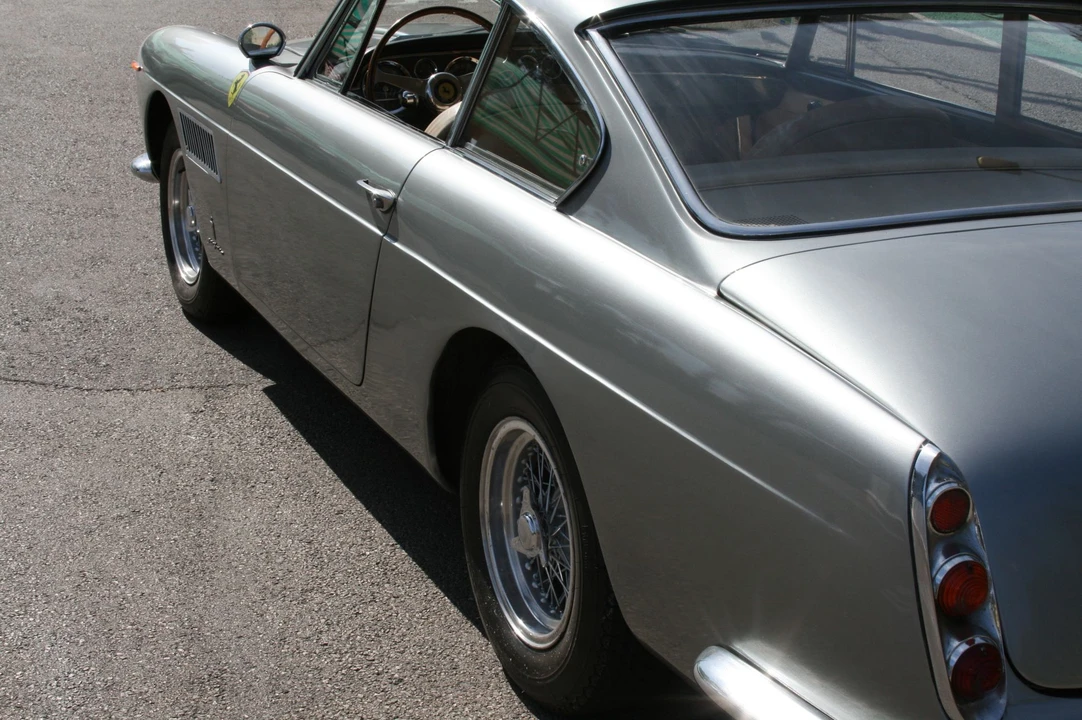 1961 Ferrari 250 GTE - Image 6 of 12