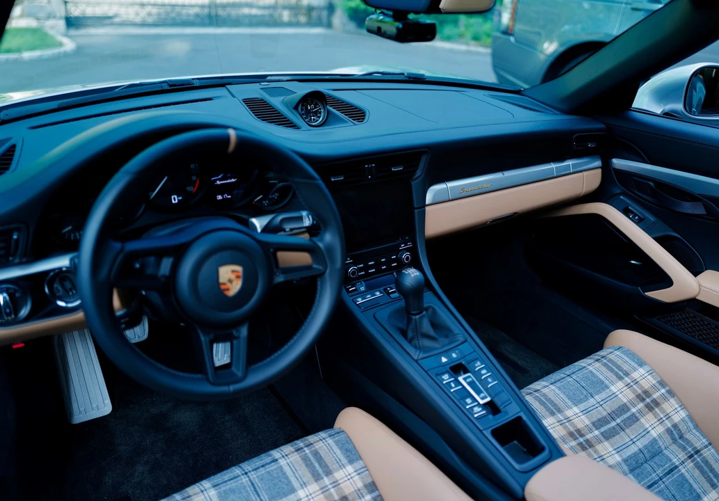 2019 Porsche 991 Speedster - Image 2 of 4