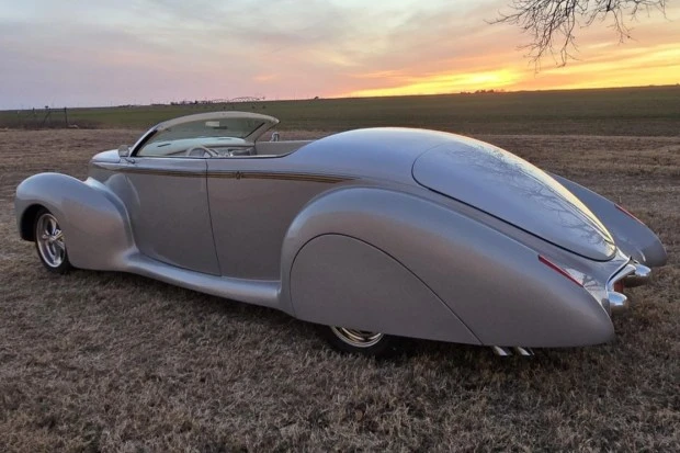 Lincoln Zephyr - Image 3 of 8