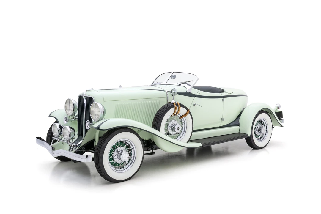 1931 Auburn Eight - Image 2 of 31
