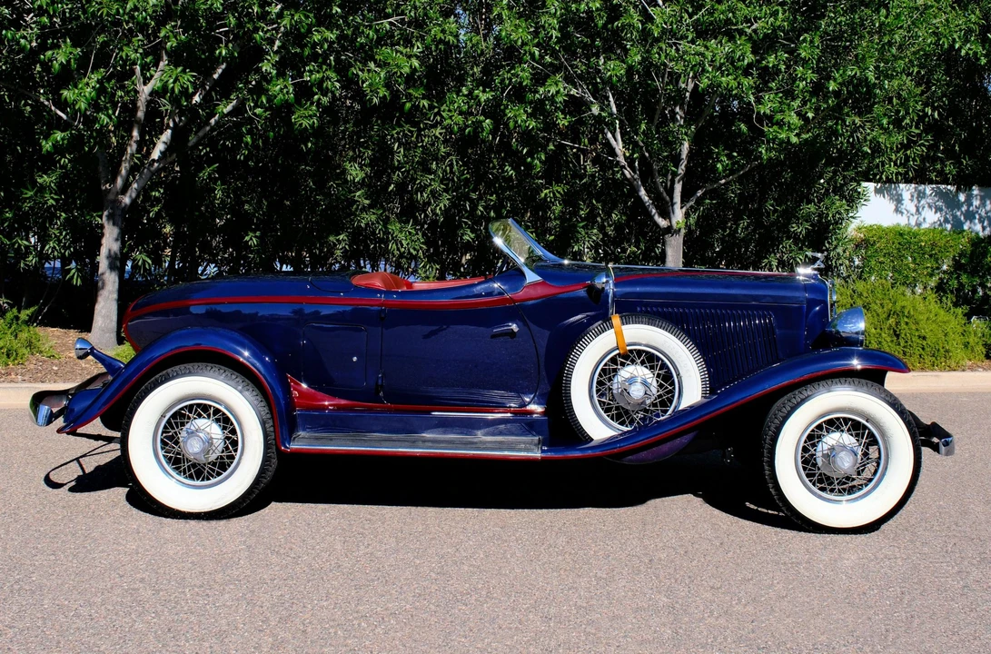 1932 Auburn Eight - Image 4 of 31