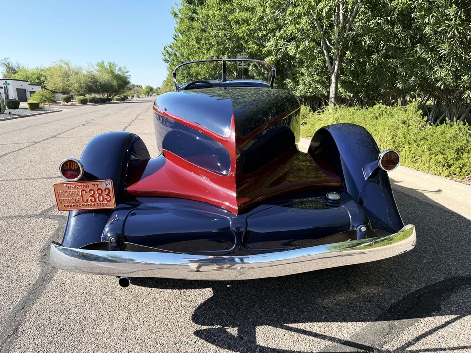 1932 Auburn Eight - Image 19 of 31