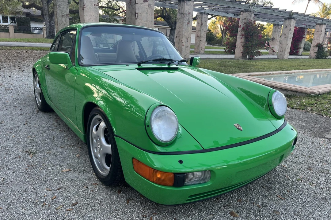 1990 Porsche 964 Carrera 4 - Image 8 of 31