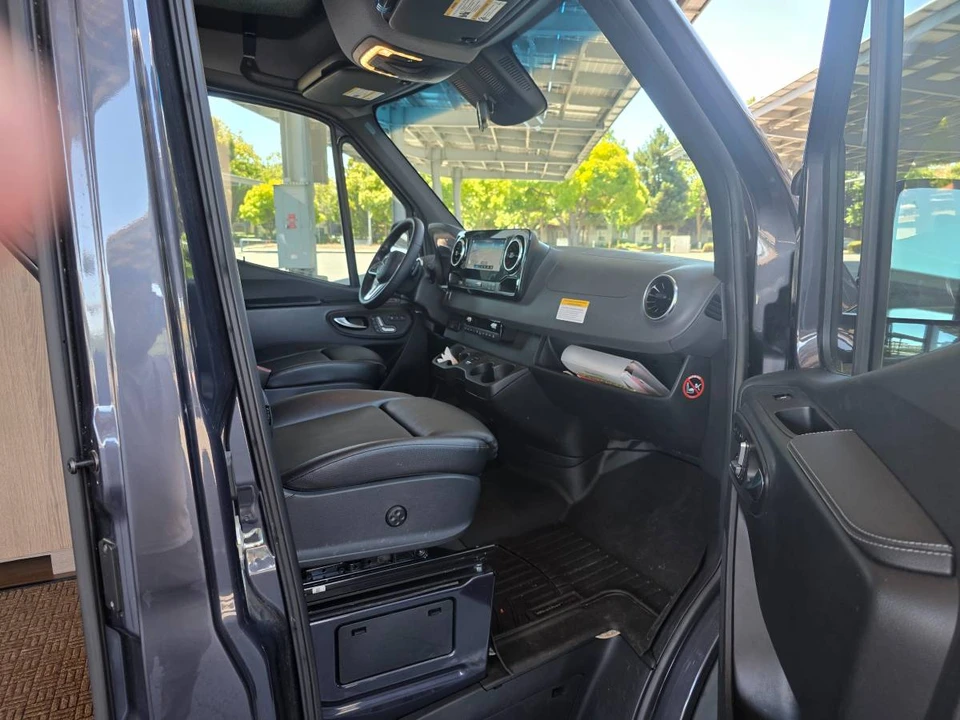 2020 Mercedes-Benz VS30 Sprinter - Image 6 of 17
