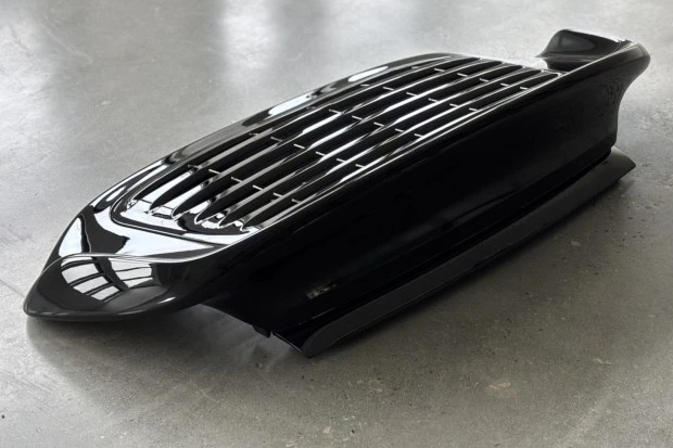 Parts & Memorabilia Bodywork - Image 2 of 4