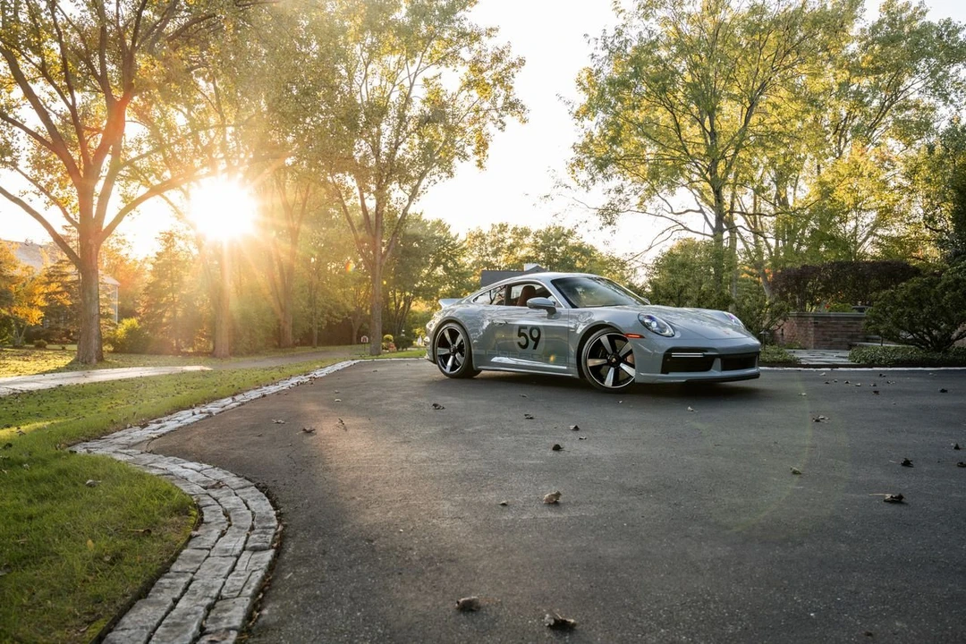 2023 Porsche 992 Sport Classic - Image 3 of 27