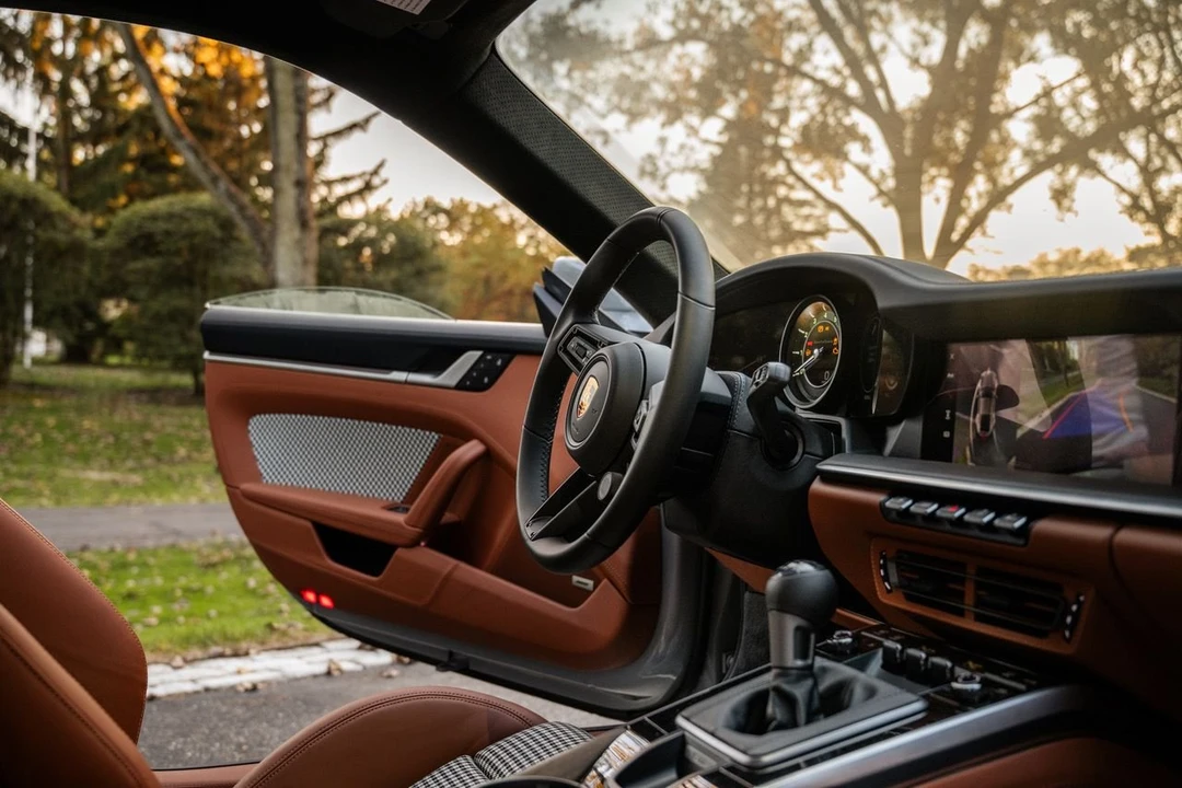 2023 Porsche 992 Sport Classic - Image 12 of 27