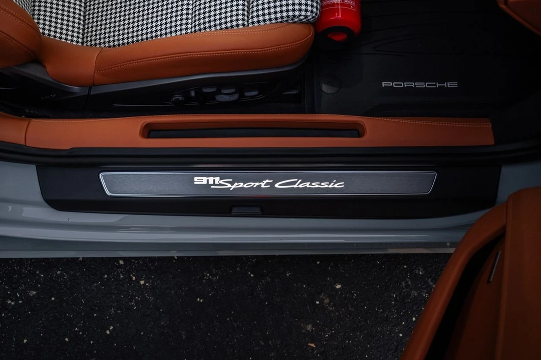 2023 Porsche 992 Sport Classic - Image 20 of 27