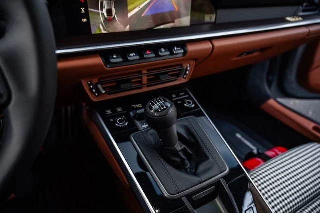 2023 Porsche 992 Sport Classic - Image 16 of 27