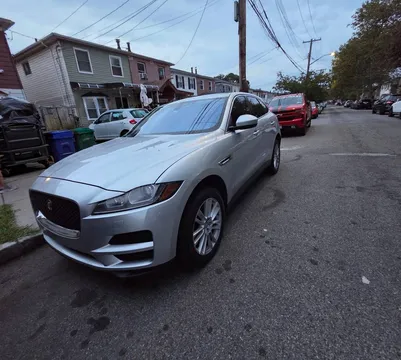 2017 Jaguar F-Pace Prestige