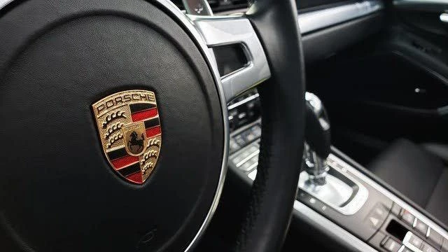 2015 Porsche 991 Carrera GTS - Image 10 of 31
