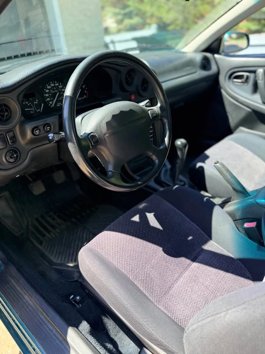 Mazda MX-3 - Image 5 of 10