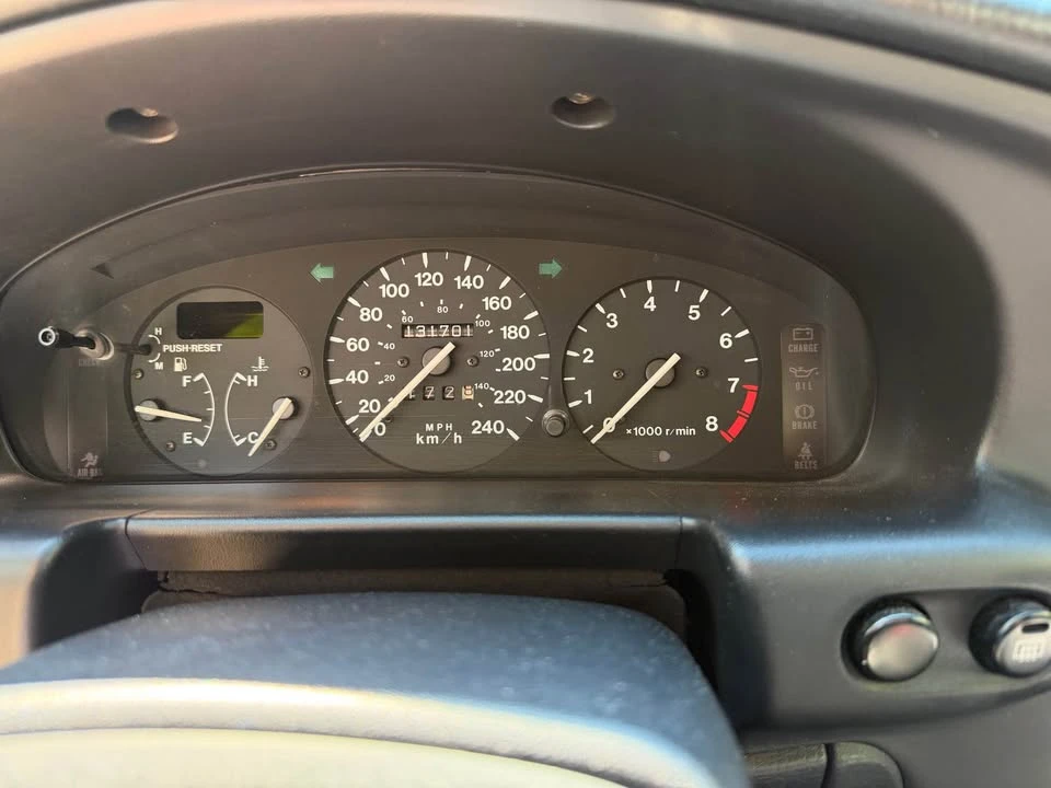 Mazda MX-3 - Image 9 of 10