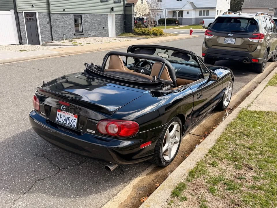 2001 Mazda NB MX-5 Miata - Image 2 of 10