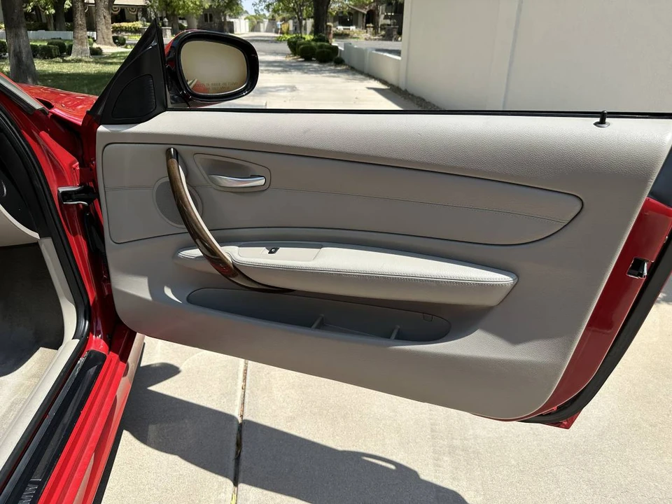 2012 BMW E81/E82/E88 1 Series - Image 16 of 24