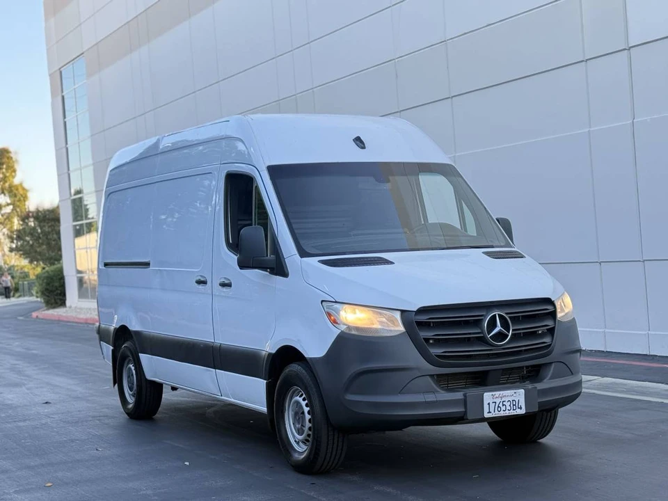 2020 Mercedes-Benz VS30 Sprinter - Image 3 of 17