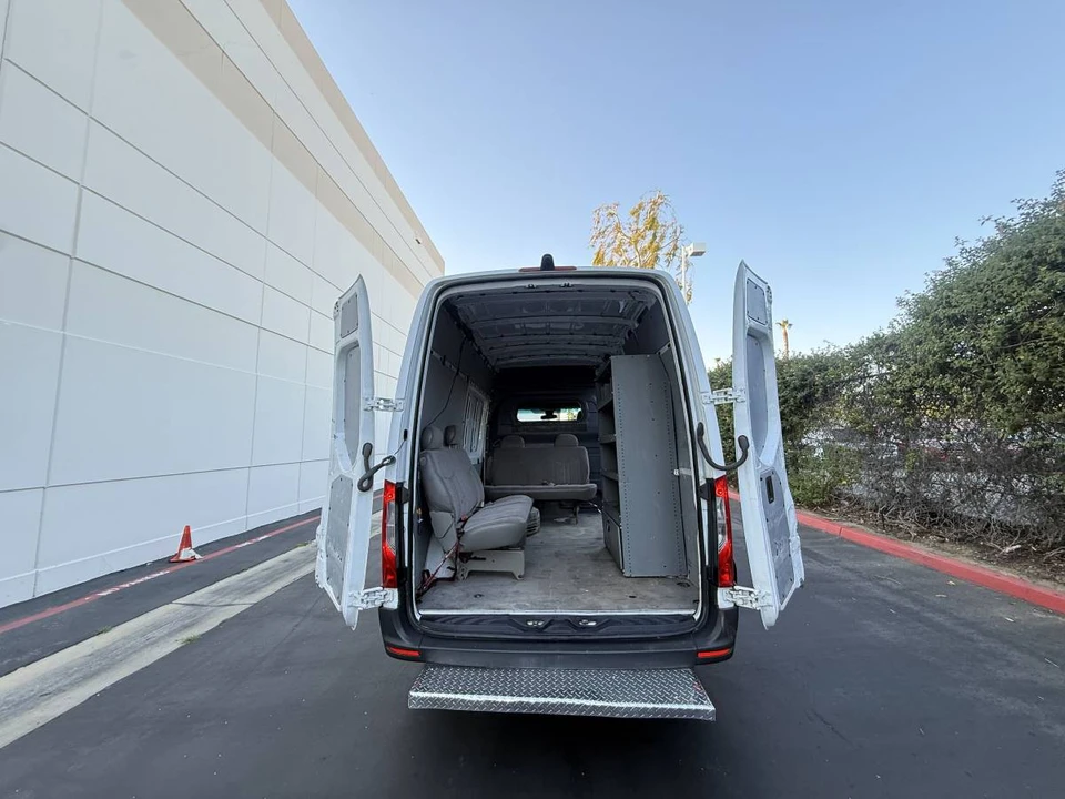 2020 Mercedes-Benz VS30 Sprinter - Image 16 of 17