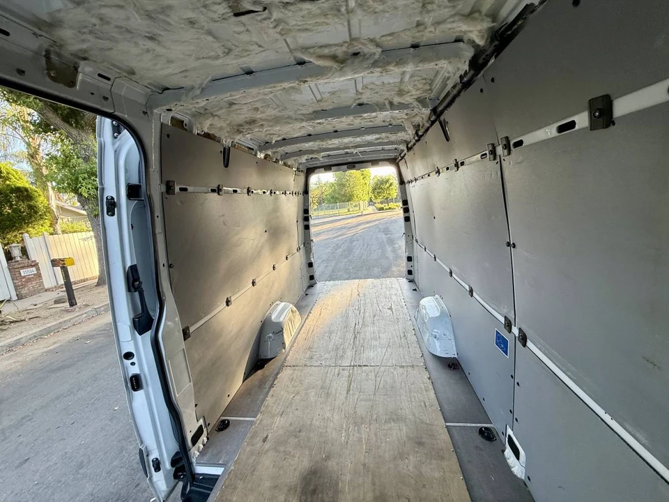 2022 Mercedes-Benz VS30 Sprinter - Image 17 of 22