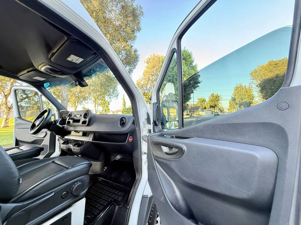 2022 Mercedes-Benz VS30 Sprinter - Image 7 of 22