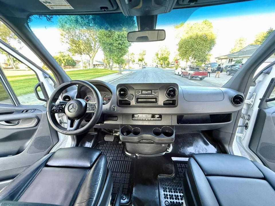 2022 Mercedes-Benz VS30 Sprinter - Image 12 of 22