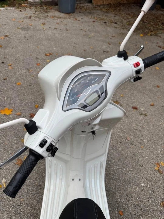 2023 Vespa Super & Primavera & P - Image 5 of 9
