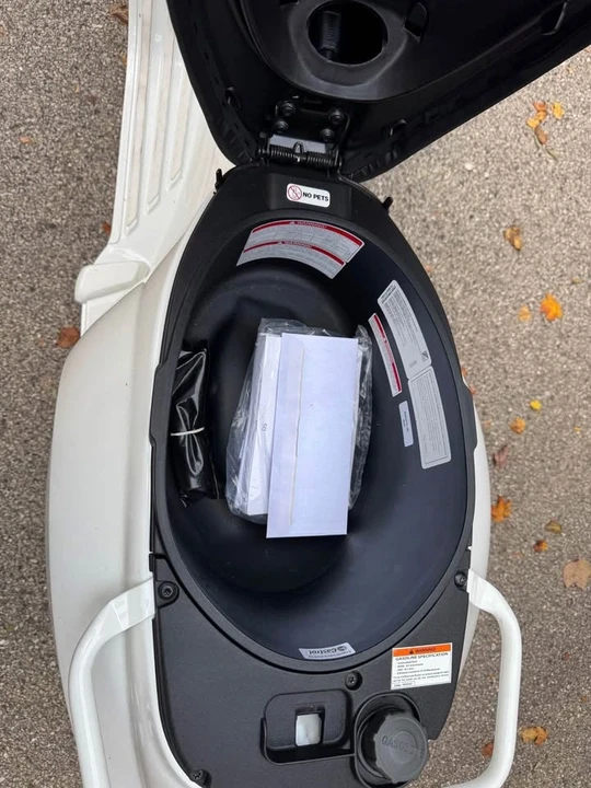 2023 Vespa Super & Primavera & P - Image 8 of 9