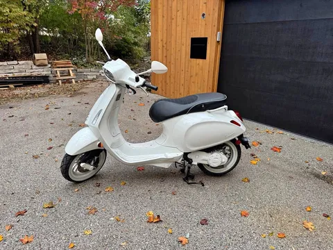 Sprinter 50 Bieber Vespa 2023