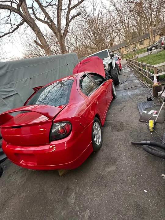 Dodge Neon SRT-4 - Image 6 of 10