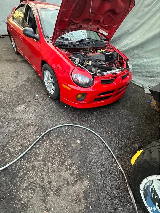 Dodge Neon SRT-4 - Image 9 of 10