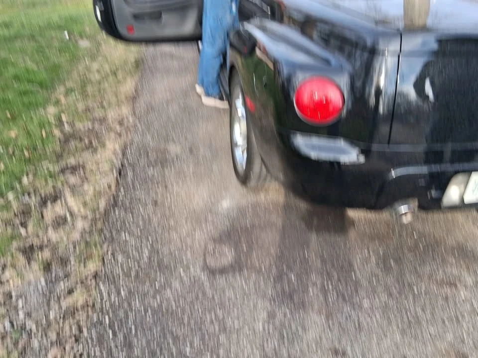 Chevrolet SSR - Image 7 of 7