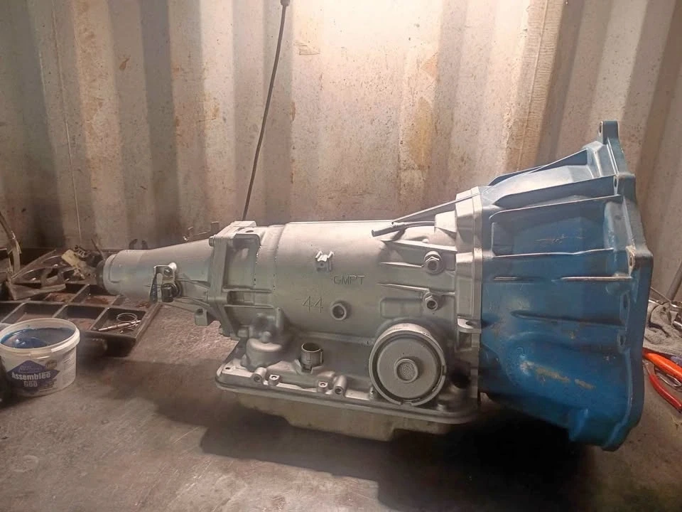1999 Parts & Memorabilia Gearboxes - Image 1 of 6