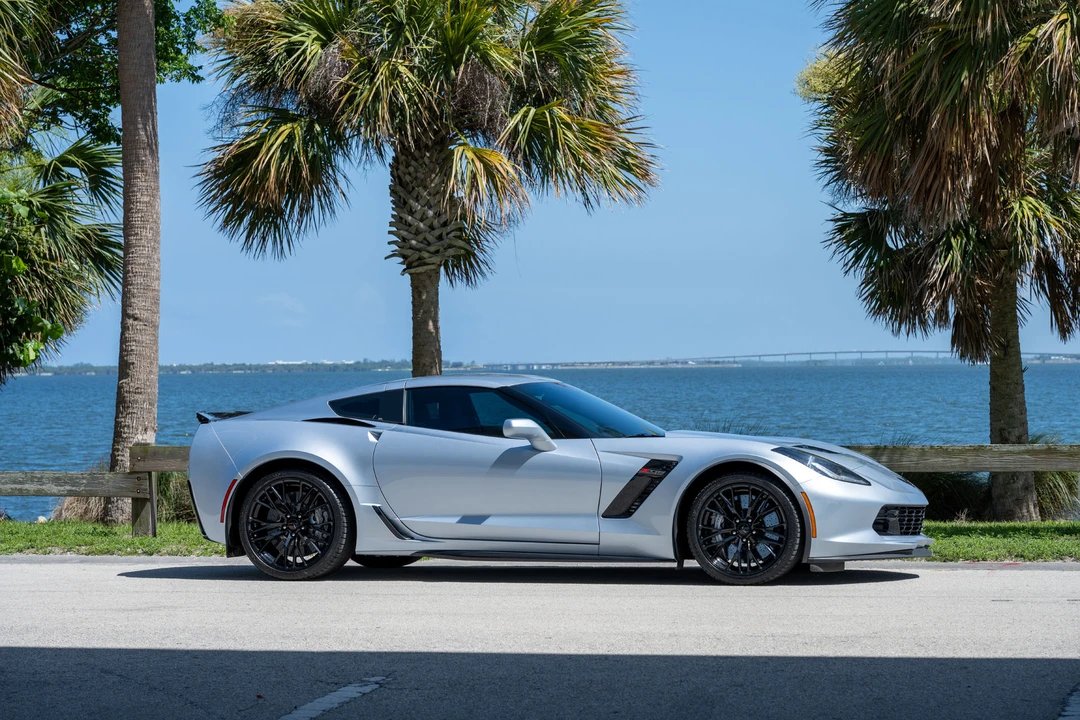 2017 Chevrolet Corvette C7 Z06 - Image 13 of 31