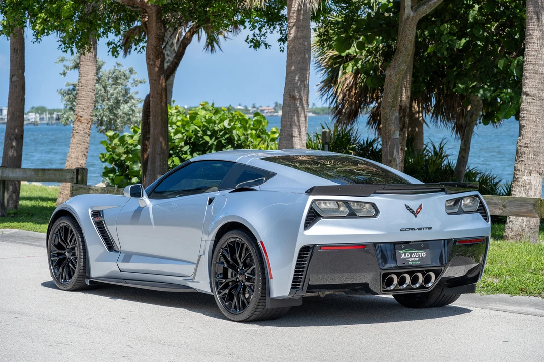 2017 Chevrolet Corvette C7 Z06 - Image 16 of 31