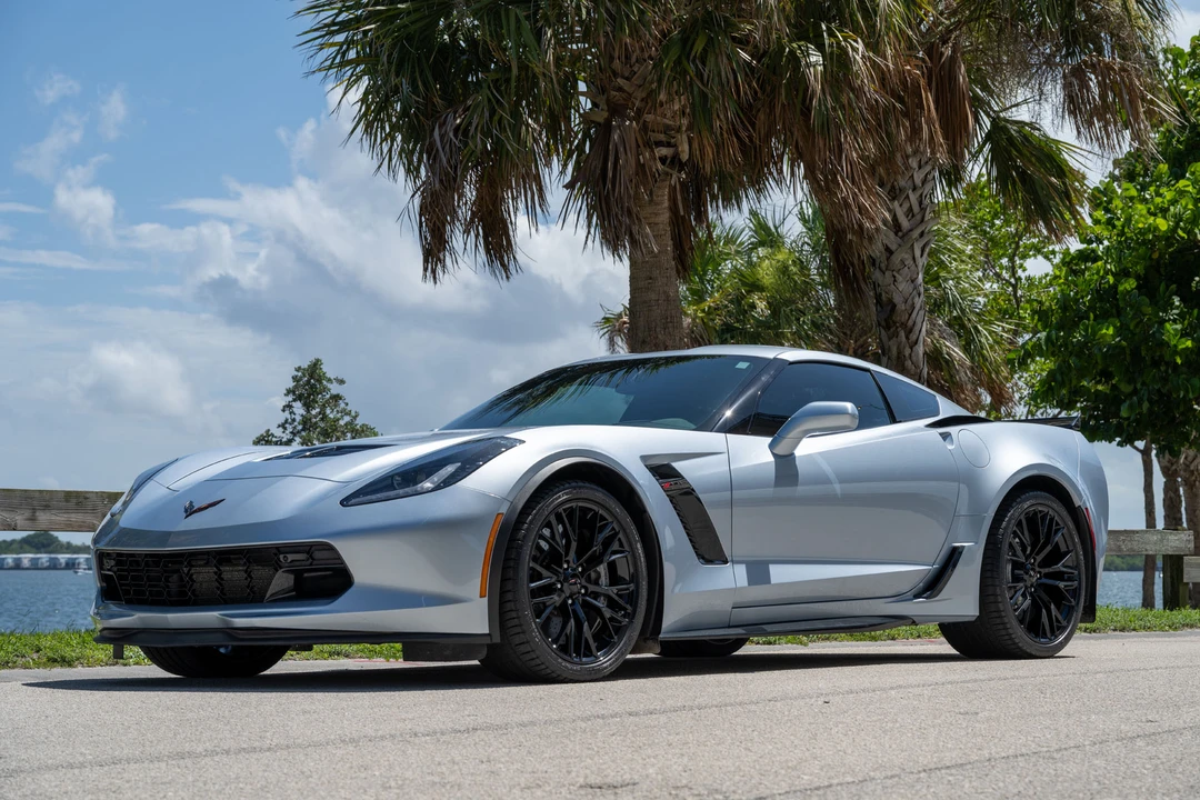 2017 Chevrolet Corvette C7 Z06 - Image 2 of 31